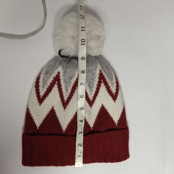 CC Knit Beanie Angora Blend Pom Pom on Top Burgundy **NEW** - Picture 5 of 6